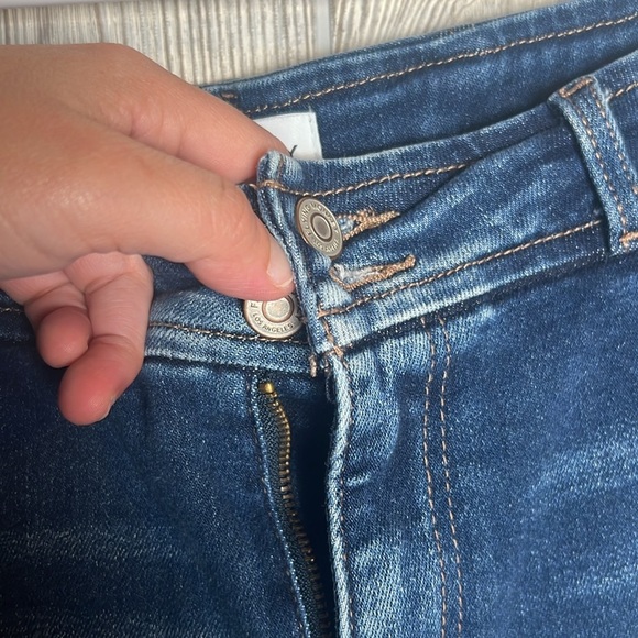 Flying Monkey Blue Denim Shorts High Rise Dark Wash Distressed Size 33 - Picture 4 of 6